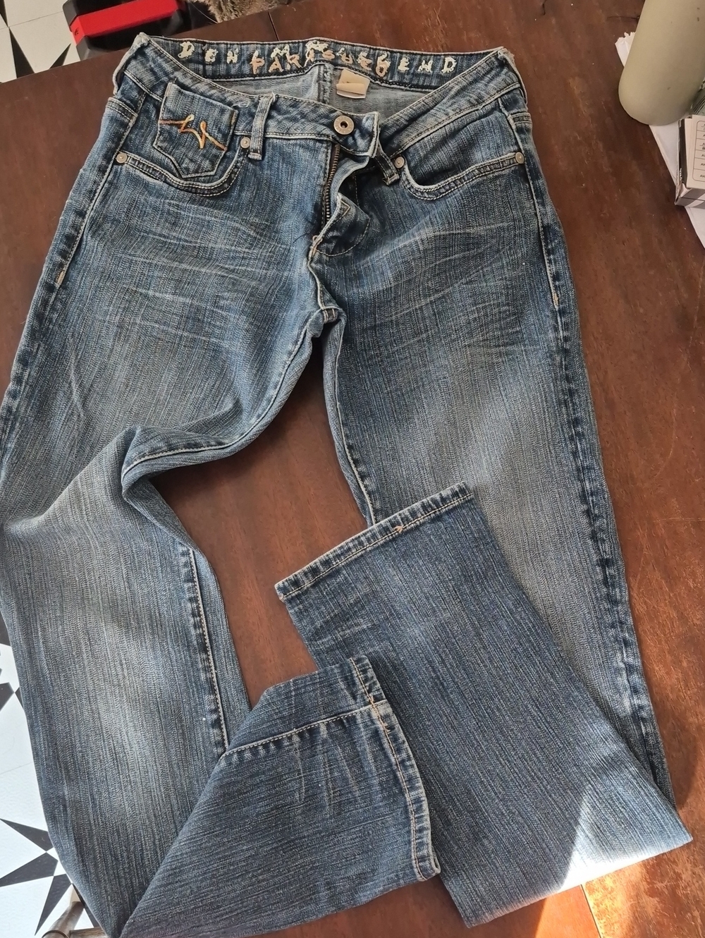 Dex Blue Denim Jeans with Branded Rivet